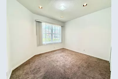 12310 Riverfalls Court, Boca Raton, FL 33428 - Photo 16