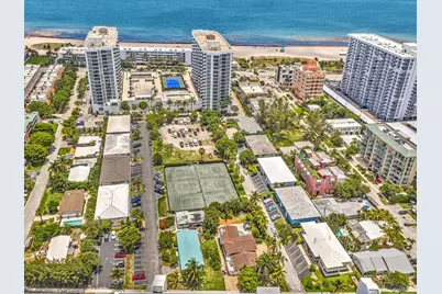 524 N Riverside Drive, Pompano Beach, FL 33062 - Photo 2