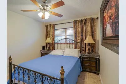 923 22nd Place #219, Vero Beach, FL 32960 - Photo 22