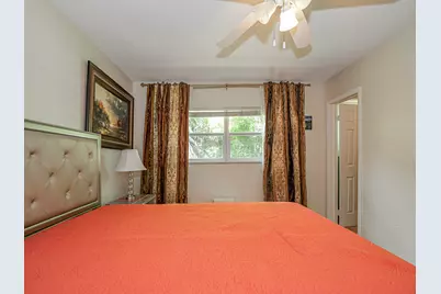 923 22nd Place #219, Vero Beach, FL 32960 - Photo 16