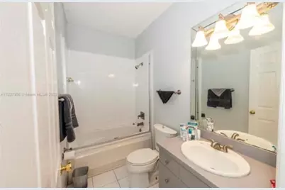 423 NE 3rd Street, Pompano Beach, FL 33060 - Photo 28