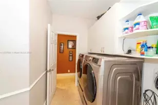423 NE 3rd St, Pompano Beach, FL 33060 - Photo 26