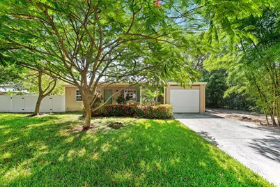 1638 NE 3rd Avenue, Delray Beach, FL 33444 - Photo 1