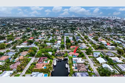 1250 SE 10th Street, Deerfield Beach, FL 33441 - Photo 68
