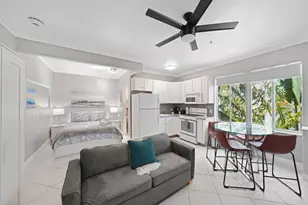 3710 Collins Ave, Miami Beach, FL 33140 - Photo 2