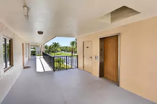 275 Palm Ave, Jupiter, FL 33477 - Photo 2