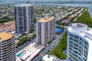 4200 N Ocean Dr, Singer Island, FL 33404 - Photo 36