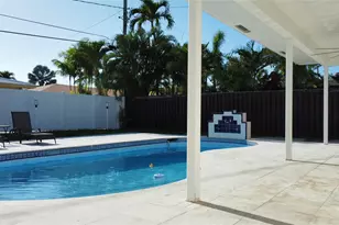 4761 NE 28th Ave, Fort Lauderdale, FL 33308 - Photo 2
