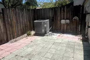 2801 N 34th Ave, Hollywood, FL 33021 - Photo 18