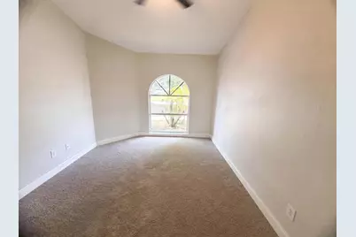 711 SE Celtic Avenue, Port Saint Lucie, FL 34983 - Photo 4
