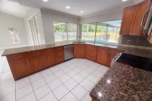 711 SE Celtic Ave, Port Saint Lucie, FL 34983 - Photo 12