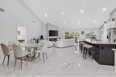 7082 NW 3rd Avenue, Boca Raton, FL 33487 - Photo 8