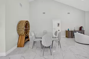 7082 NW 3rd Ave, Boca Raton, FL 33487 - Photo 10