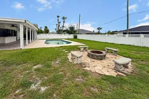 2305 SW Fern Cir, Port Saint Lucie, FL 34953 - Photo 34