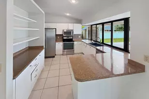 2305 SW Fern Cir, Port Saint Lucie, FL 34953 - Photo 2