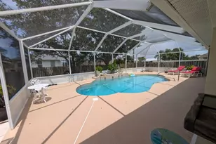 2097 SW Larchmont Ln, Port Saint Lucie, FL 34984 - Photo 32