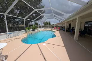 2097 SW Larchmont Ln, Port Saint Lucie, FL 34984 - Photo 2