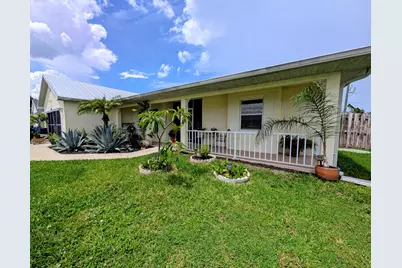 2097 SW Larchmont Lane, Port Saint Lucie, FL 34984 - Photo 10