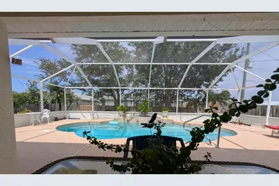 2097 SW Larchmont Lane, Port Saint Lucie, FL 34984 - Photo 32