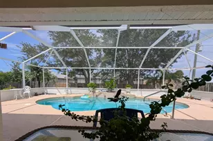 2097 SW Larchmont Ln, Port Saint Lucie, FL 34984 - Photo 32