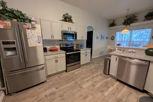 2097 SW Larchmont Ln, Port Saint Lucie, FL 34984 - Photo 16