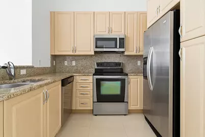 701 S Olive Avenue #304, West Palm Beach, FL 33401 - Photo 2