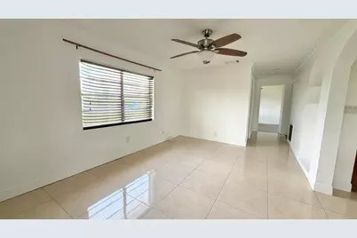 310 Dickson Drive, Fort Pierce, FL 34982 - Photo 4