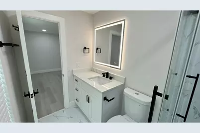 3261 SW 4th Street, Deerfield Beach, FL 33442 - Photo 14