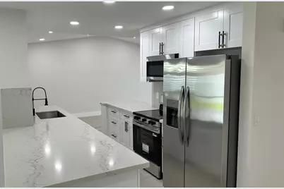 3261 SW 4th Street, Deerfield Beach, FL 33442 - Photo 2