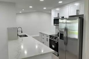 3261 SW 4th St, Deerfield Beach, FL 33442 - Photo 2