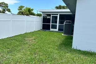 3261 SW 4th St, Deerfield Beach, FL 33442 - Photo 22