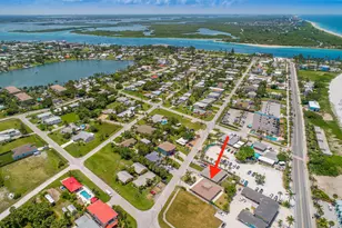 462 Hernando St, Fort Pierce, FL 34949 - Photo 2