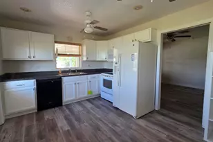 462 Hernando St, Fort Pierce, FL 34949 - Photo 6