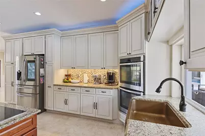 16686 Golfview Drive, Weston, FL 33326 - Photo 14