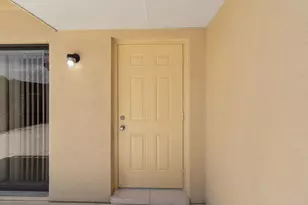 915 9th Way, West Palm Beach, FL 33407 - Photo 4