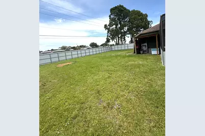 2702 SE Bishop Avenue, Port Saint Lucie, FL 34952 - Photo 24
