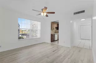 8205 NW 61st St, Tamarac, FL 33321 - Photo 12