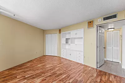 1400 Saint Charles Place #616, Pembroke Pines, FL 33026 - Photo 16
