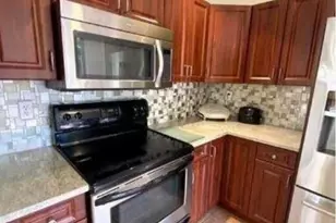 5705 Fox Hollow Dr, Boca Raton, FL 33486 - Photo 4
