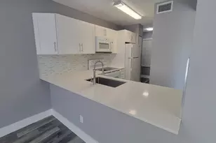 969 Coral Club Dr, Coral Springs, FL 33071 - Photo 12