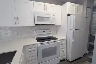 969 Coral Club Dr, Coral Springs, FL 33071 - Photo 14