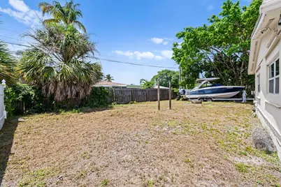 2199 NE 5th Avenue, Boca Raton, FL 33431 - Photo 24