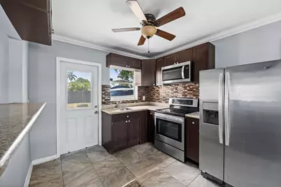 2199 NE 5th Avenue, Boca Raton, FL 33431 - Photo 4