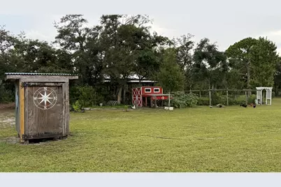 5820 E Tangerine Lane, Okeechobee, FL 34972 - Photo 36