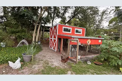 5820 E Tangerine Lane, Okeechobee, FL 34972 - Photo 16