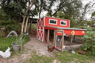 5820 E Tangerine Ln, Okeechobee, FL 34972 - Photo 16