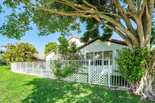 18724 Sea Turtle Ln, Boca Raton, FL 33498 - Photo 2