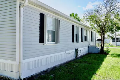 12 SE Spanish Way, Port Saint Lucie, FL 34952 - Photo 22