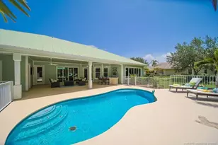 98 SW Cassine Ct, Palm City, FL 34990 - Photo 2