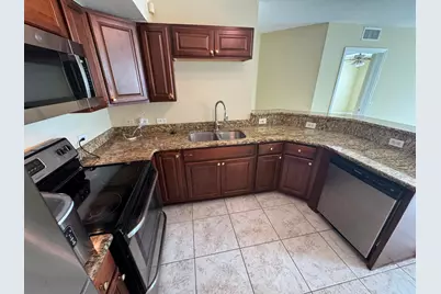 201 Villa Circle #201, Boynton Beach, FL 33435 - Photo 4